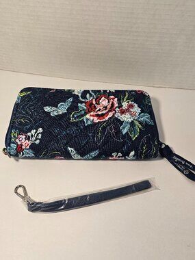 NWT Vera Bradley RFID Accordion Wristlet Rose Toile Flowers Leaves Wallet Pink